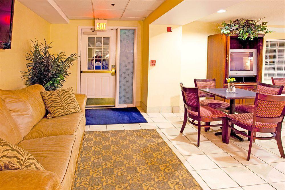 Baymont Inn & Suites Braselton Camera foto