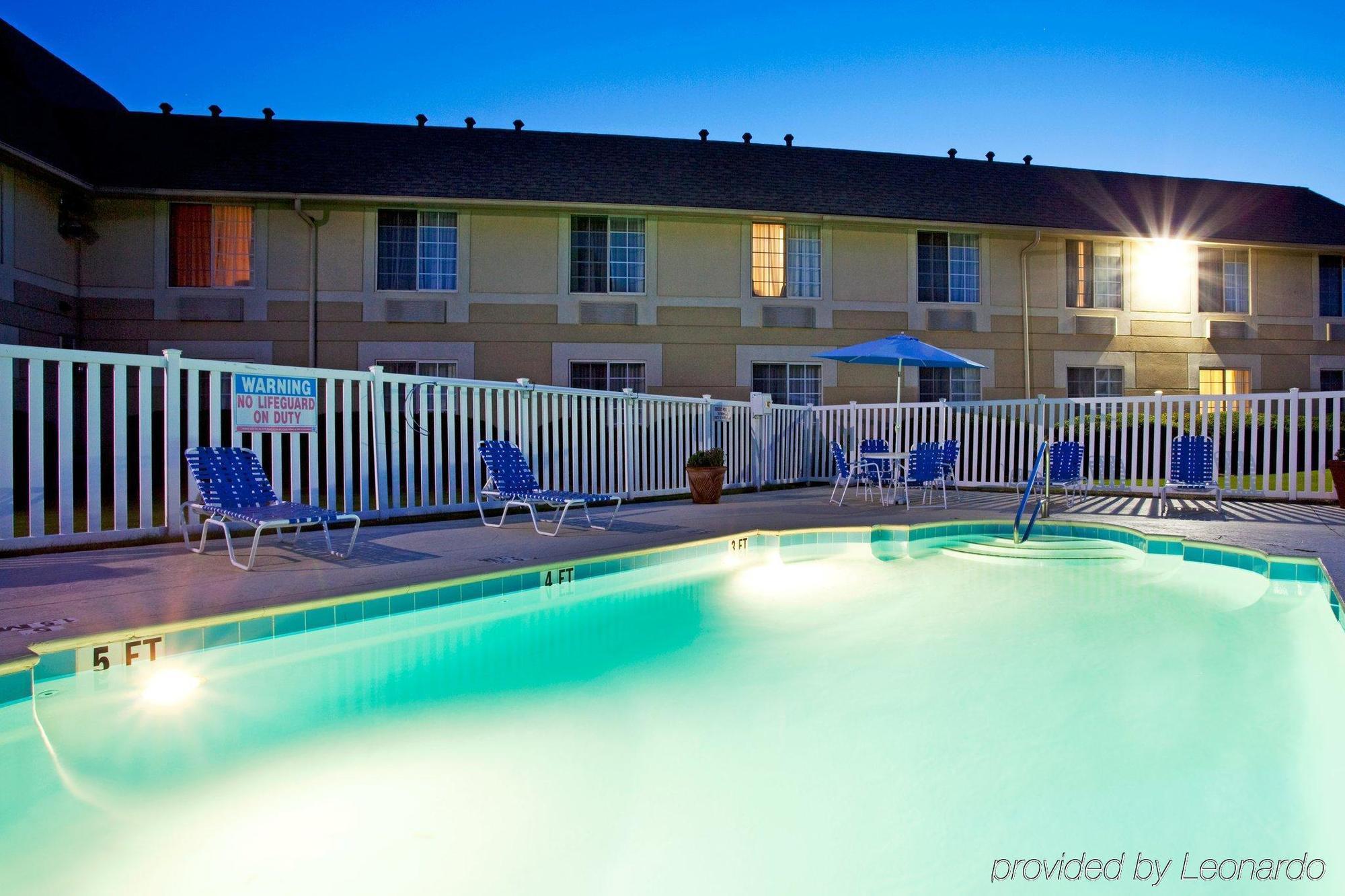 Baymont Inn & Suites Braselton Esterno foto