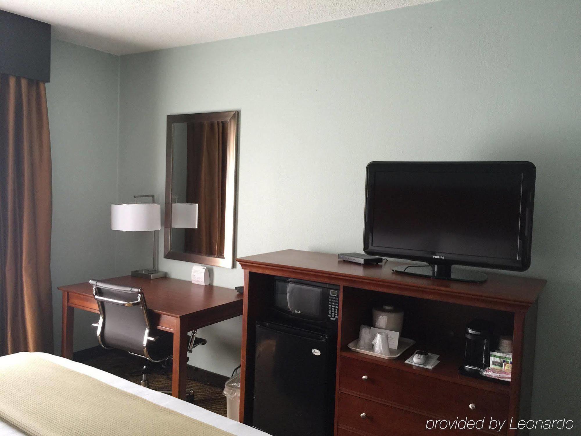 Baymont Inn & Suites Braselton Esterno foto